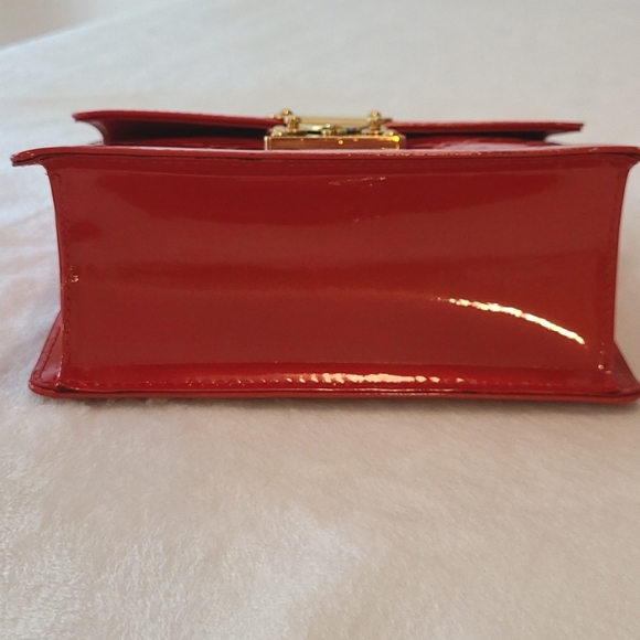 LOUIS VUITTON SPRING STREET RED VERNIS BAG - Picture 4 of 15